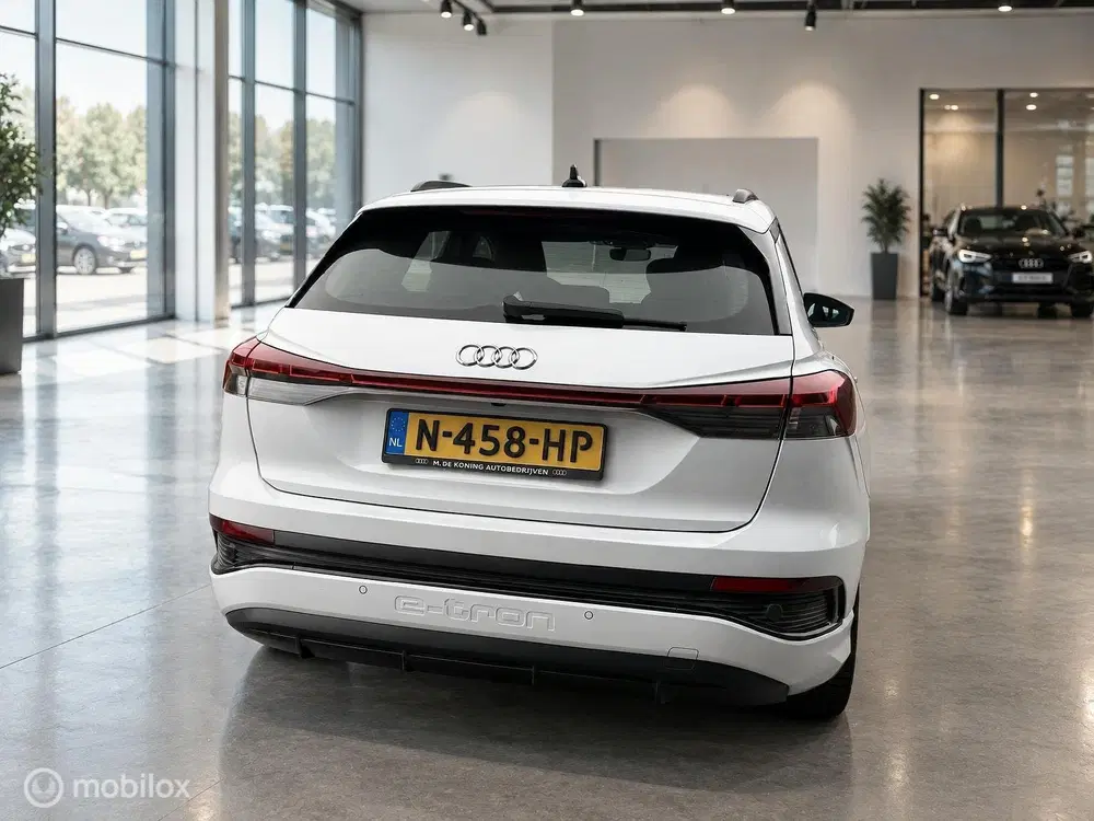 Audi Q4 e-tron 40 Launch edition S Competition 77 kWh uit 2021, foto 8