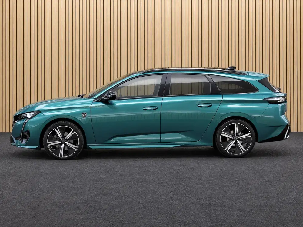 Peugeot 308 1.2 Hybrid 136 e-DCS6 GT uit 2024, foto 11