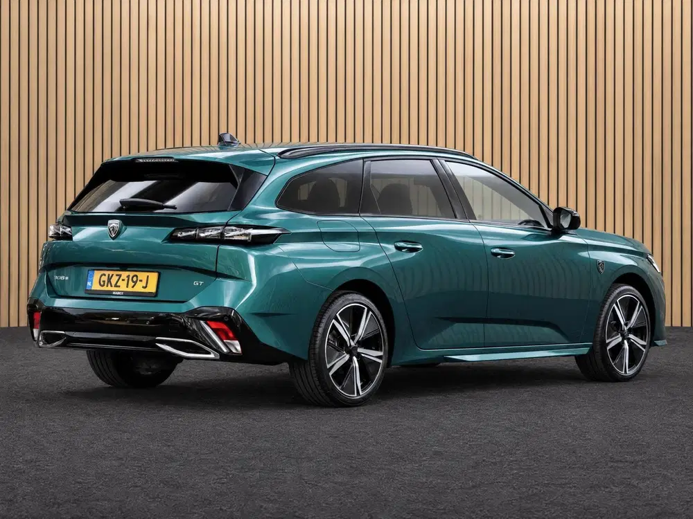 Peugeot 308 1.2 Hybrid 136 e-DCS6 GT uit 2024, foto 6