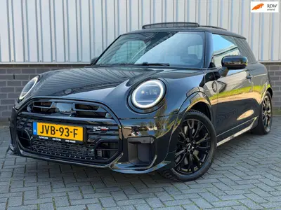 Mini John Cooper Works 1.5 Cooper C Classic M John Cooper Works uit 2024