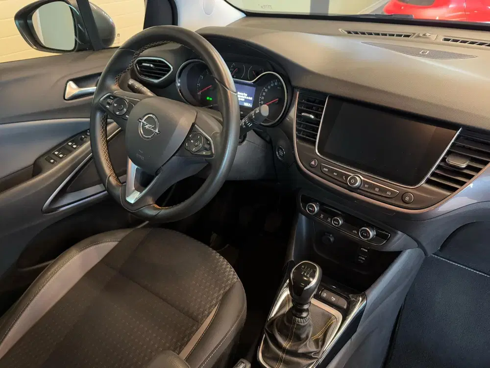 Opel Crossland 1.2 TURBO ONLINE EDITION uit 2019, foto 3