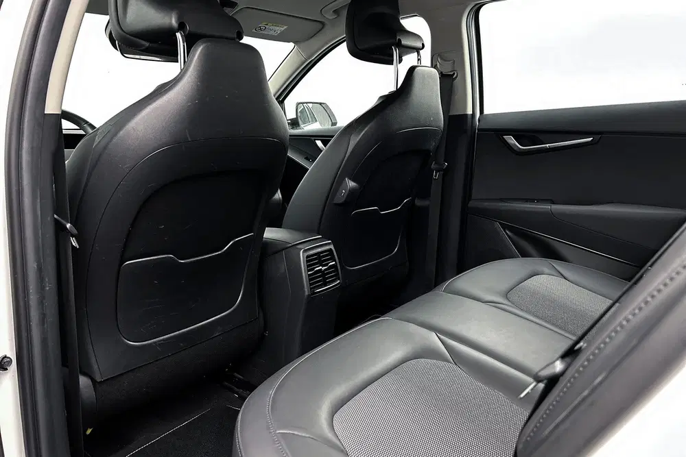 Kia Niro DynamicLine 64.8 kWh uit 2022, foto 13