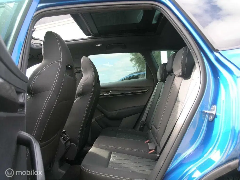 Skoda Karoq 1.5 TSI ACT Sportline Pano uit 2021, foto 14