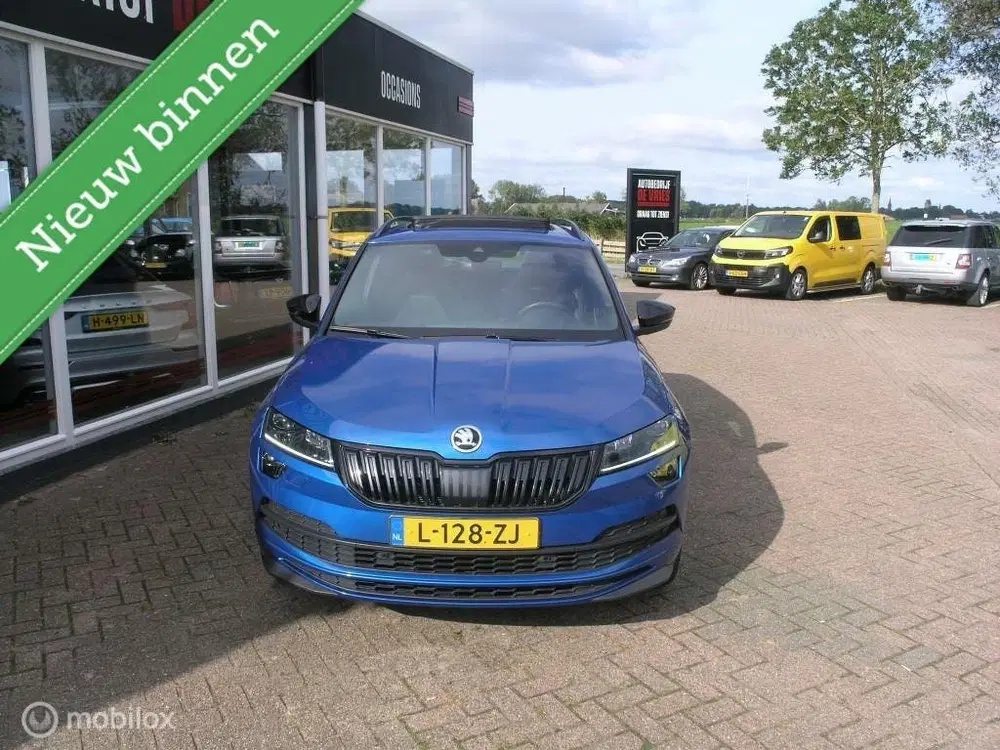 Skoda Karoq 1.5 TSI ACT Sportline Pano uit 2021, foto 2