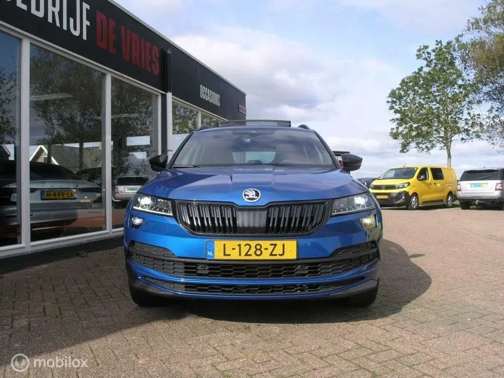 Skoda Karoq 1.5 TSI ACT Sportline Pano uit 2021, foto 4