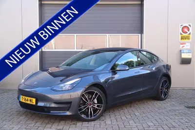 Tesla Model 3 Standard RWD Plus 60 kWh uit 2022