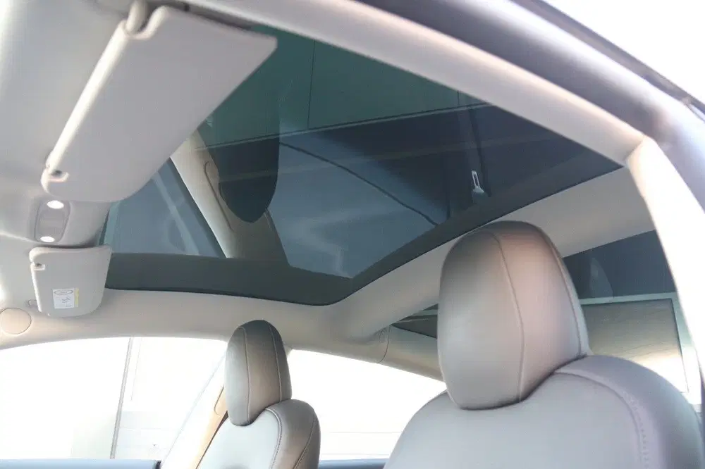 Tesla Model 3 Standard RWD Plus 60 kWh uit 2022, foto 12