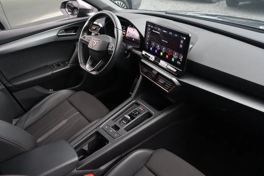 Cupra Leon 1.4 e-Hybrid Business uit 2023, foto 12