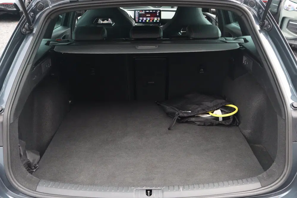 Cupra Leon 1.4 e-Hybrid Business uit 2023, foto 15