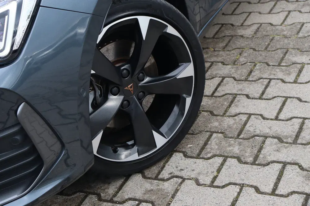 Cupra Leon 1.4 e-Hybrid Business uit 2023, foto 9