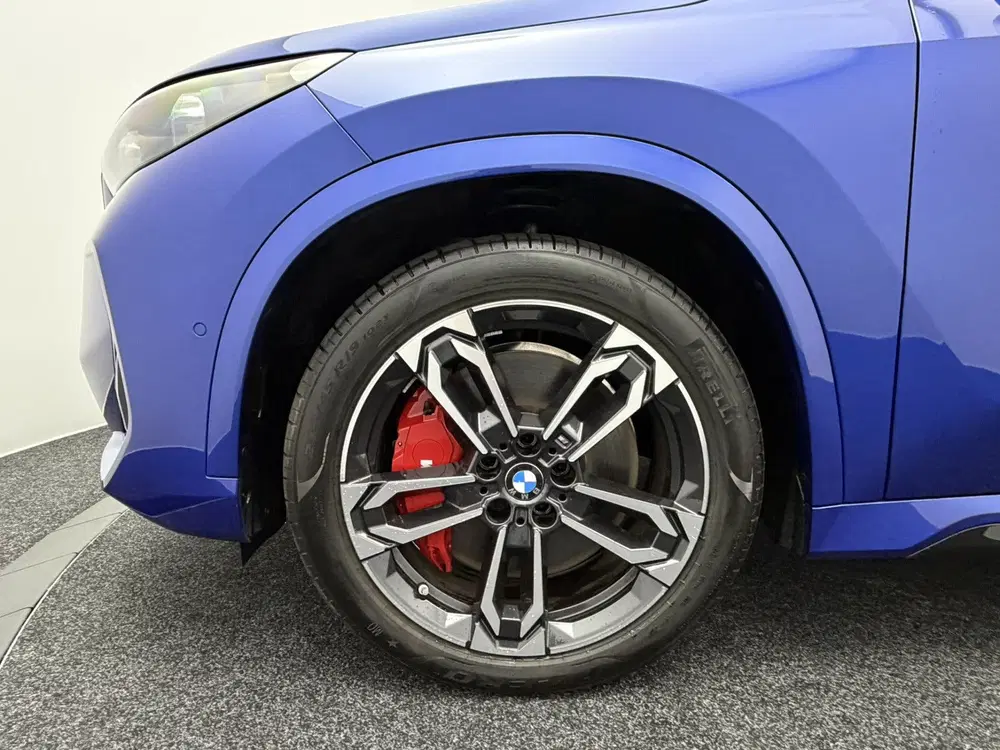 BMW iX1 eDrive20 67 kWh M-Sport ProShadow Line SOH uit 2025, foto 5