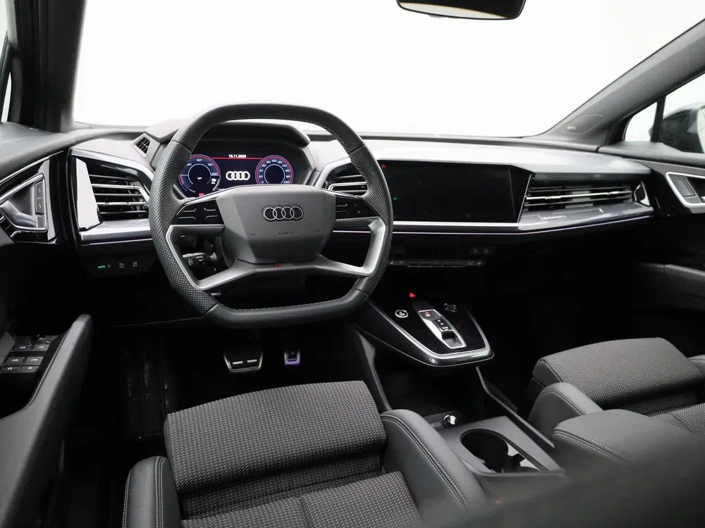 Audi Q4 e-tron 45 quattro S Edition 82 kWh l Adapt uit 2025, foto 8