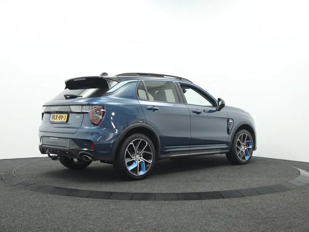 Lynk & Co 01 1.5 uit 2022, foto 2