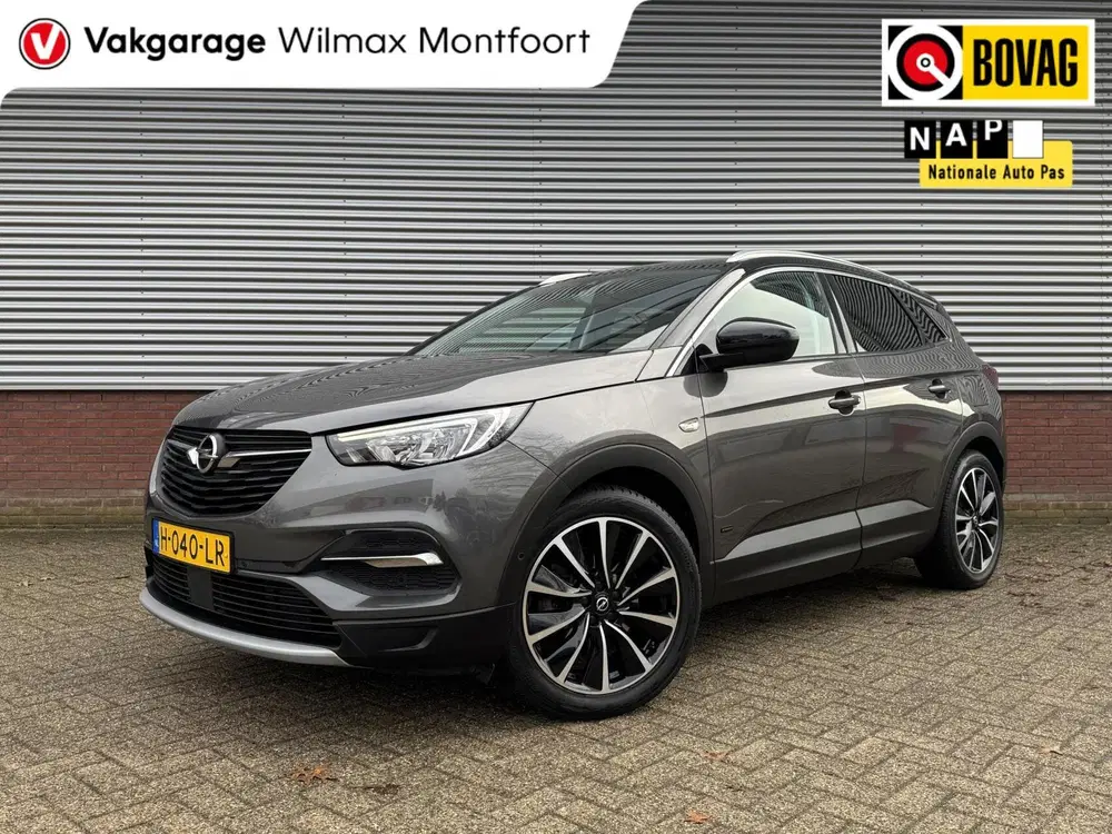 Opel Grandland 1.6 Turbo Hybrid4 244 PK Business Executiv uit 2020
