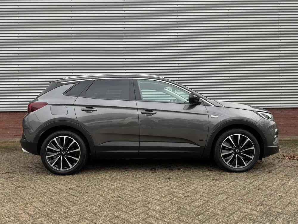 Opel Grandland 1.6 Turbo Hybrid4 244 PK Business Executiv uit 2020, foto 6