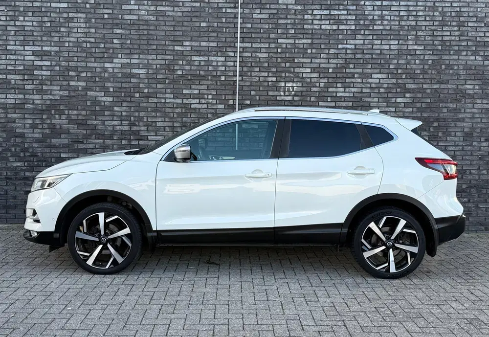 Nissan Qashqai 1.2 Tekna + Panorama uit 2019, foto 11