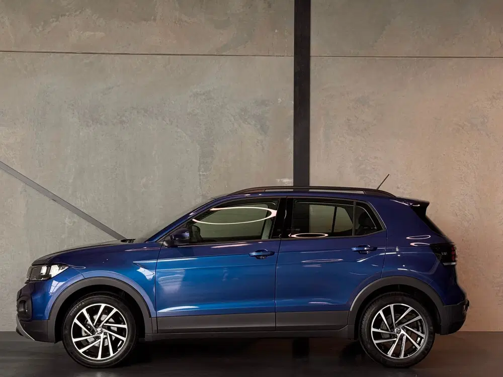 Volkswagen T-Cross 1.0 TSI uit 2021, foto 2