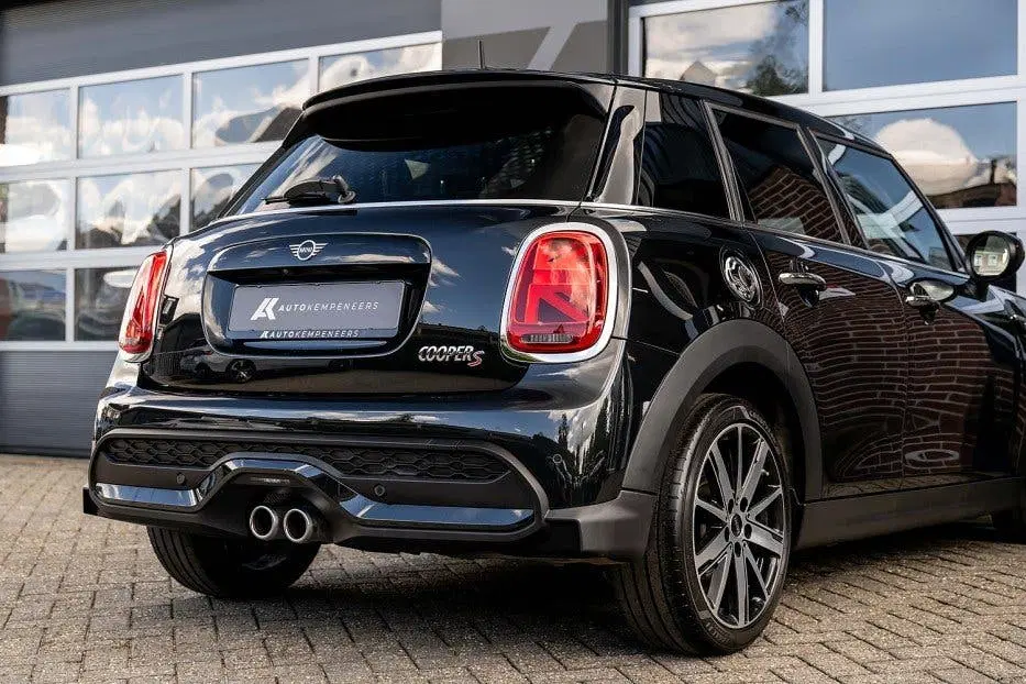 Mini Cooper S Cooper S 5-Deurs Classic Trim uit 2023, foto 2