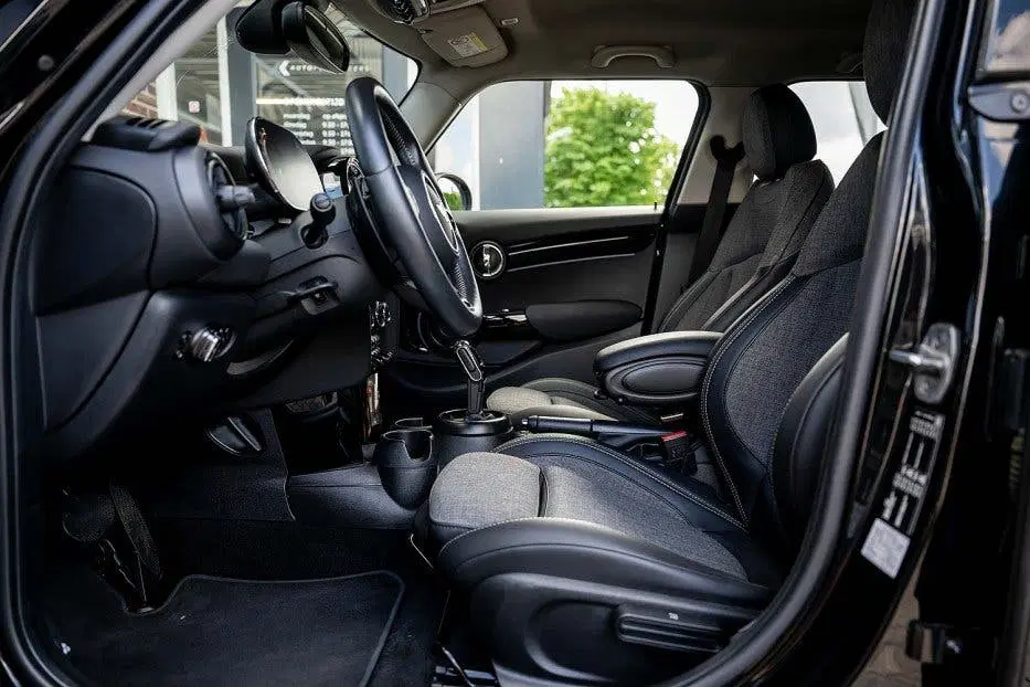 Mini Cooper S Cooper S 5-Deurs Classic Trim uit 2023, foto 8