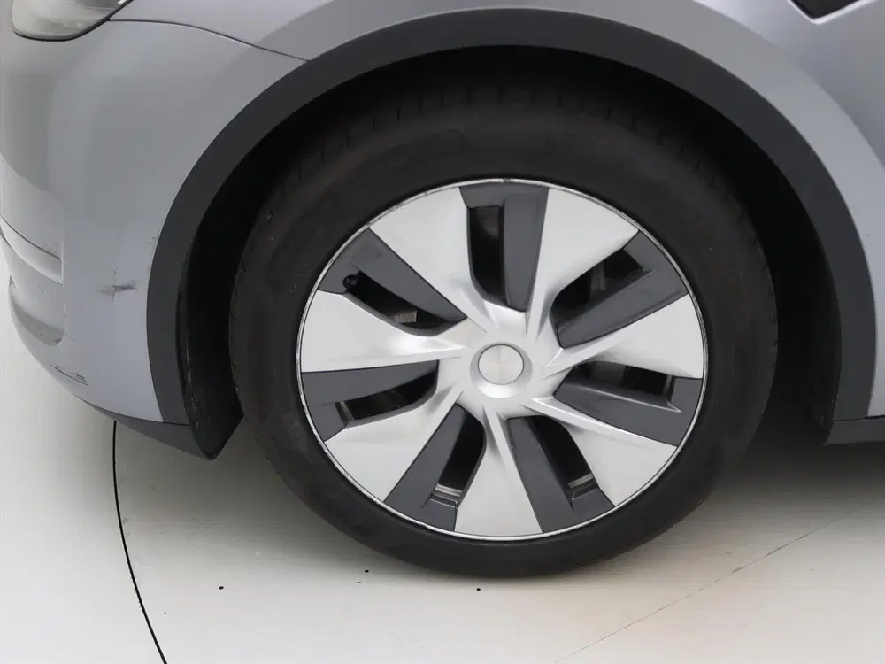 Tesla Model Y Long Range AWD 351pk 96 uit 2023, foto 12