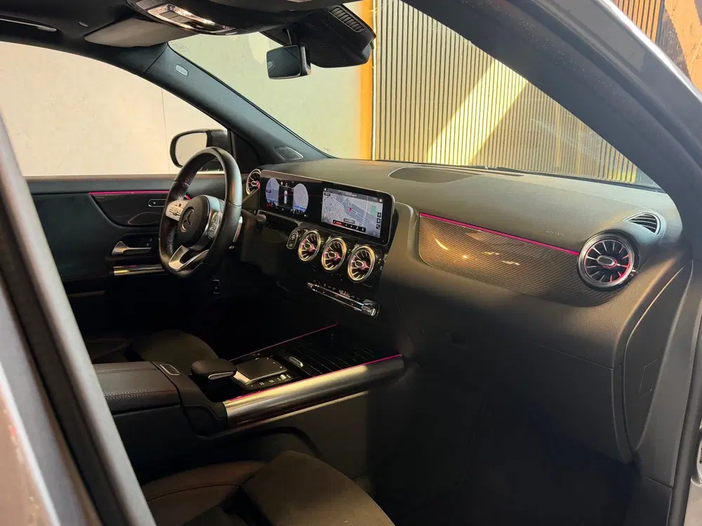 Mercedes-Benz GLA 250 4MATIC AMG Pano uit 2020, foto 11
