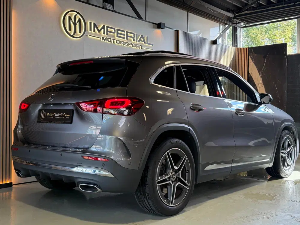 Mercedes-Benz GLA 250 4MATIC AMG Pano uit 2020, foto 14