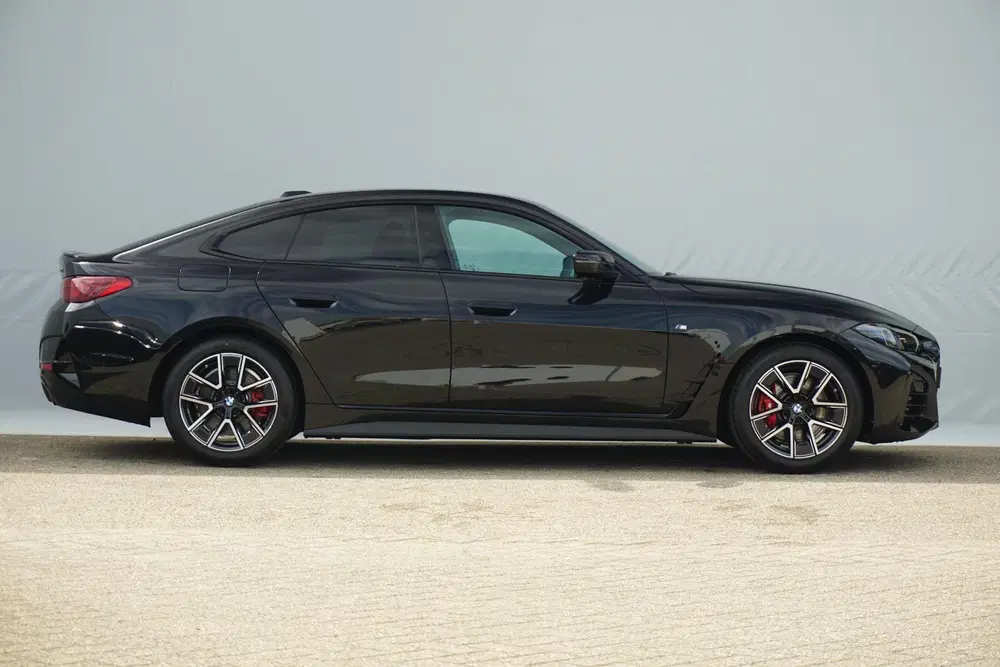 BMW 4-serie Gran Coupé 420i uit 2026, foto 4