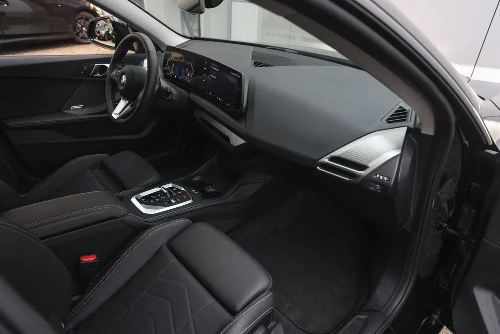 BMW 2-serie Coupé 220 Automaat uit 2025, foto 10