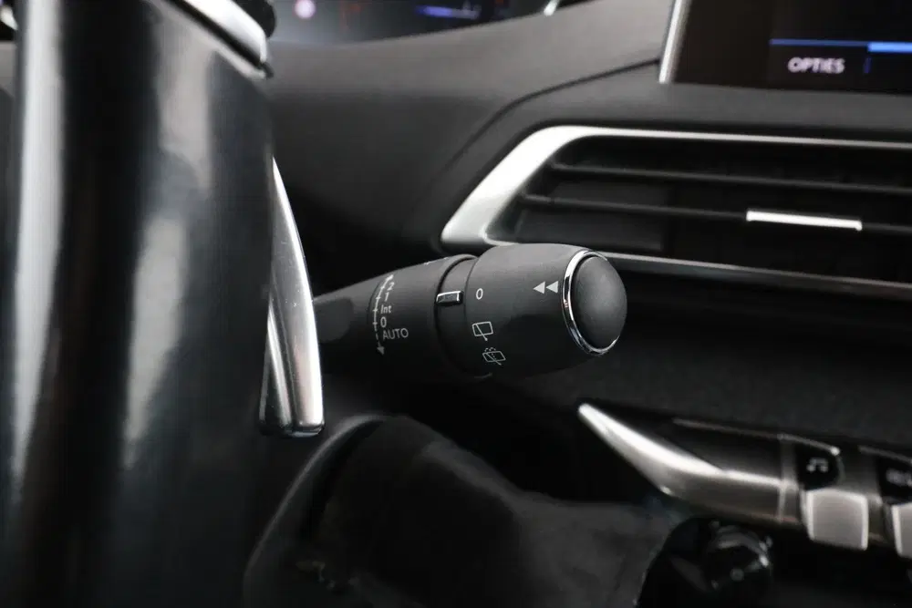 Peugeot 5008 1.2 PureTech GT-Line Avantage uit 2020, foto 15