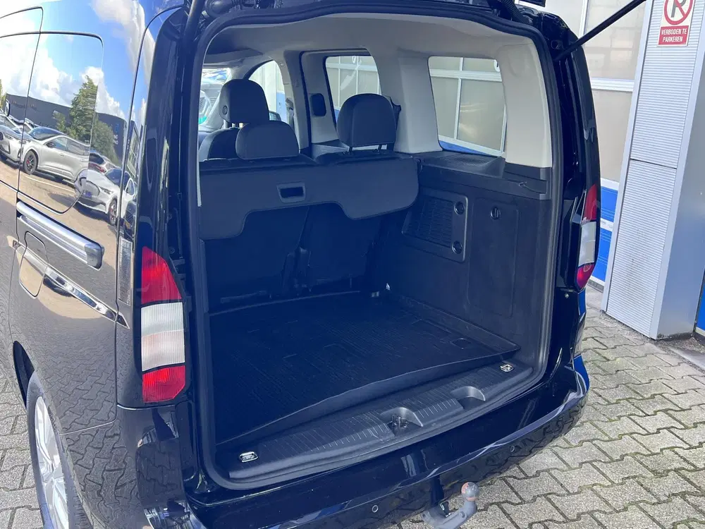 Ford Tourneo Connect 1.5 EcoBoost PHEV L2 Titanium 150p uit 2025, foto 6