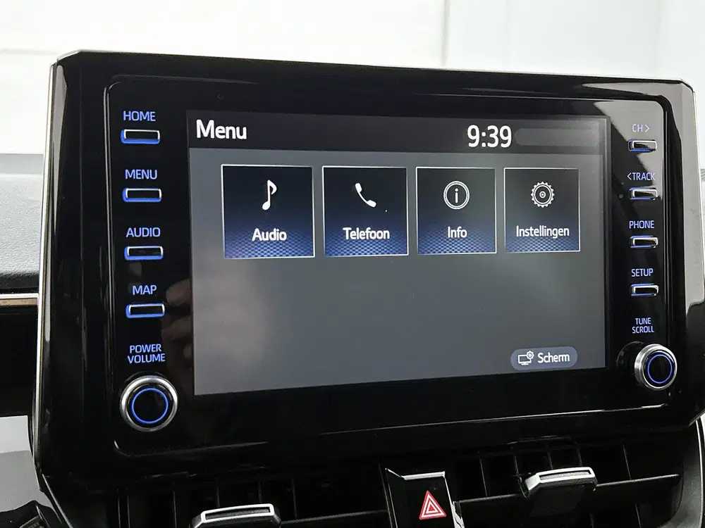 Suzuki Swace 1.8 Hybrid Style uit 2021, foto 12