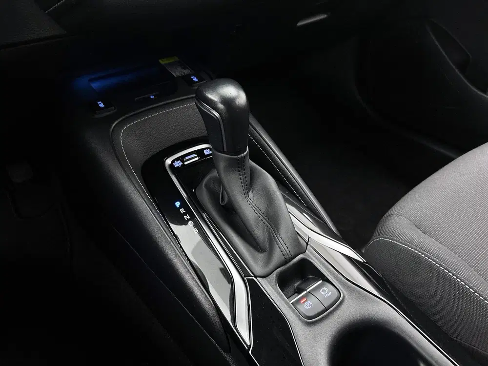 Suzuki Swace 1.8 Hybrid Style uit 2021, foto 14