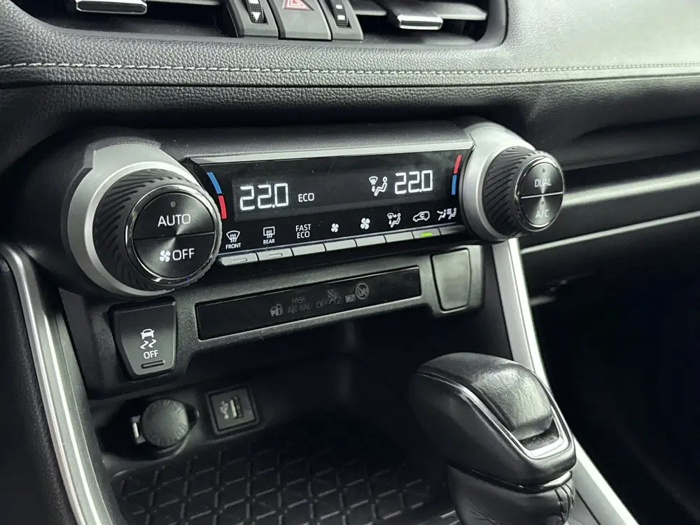 Toyota RAV 4 2.5 Hybrid Dynamic uit 2024, foto 9