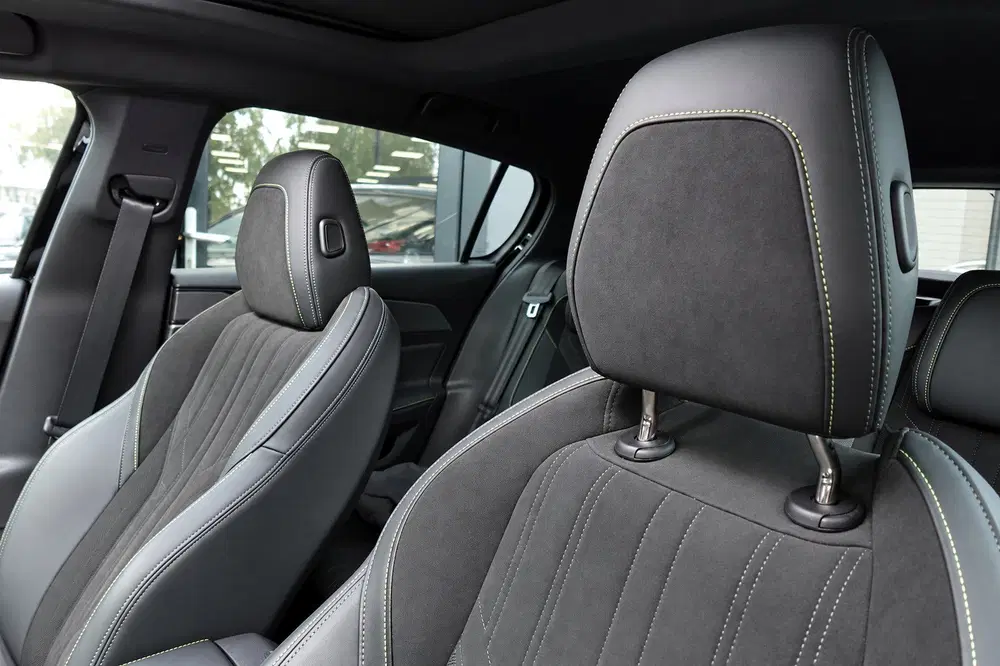 Peugeot 308 1.2 PureTech GT PANO 360 MATRIX uit 2023, foto 6