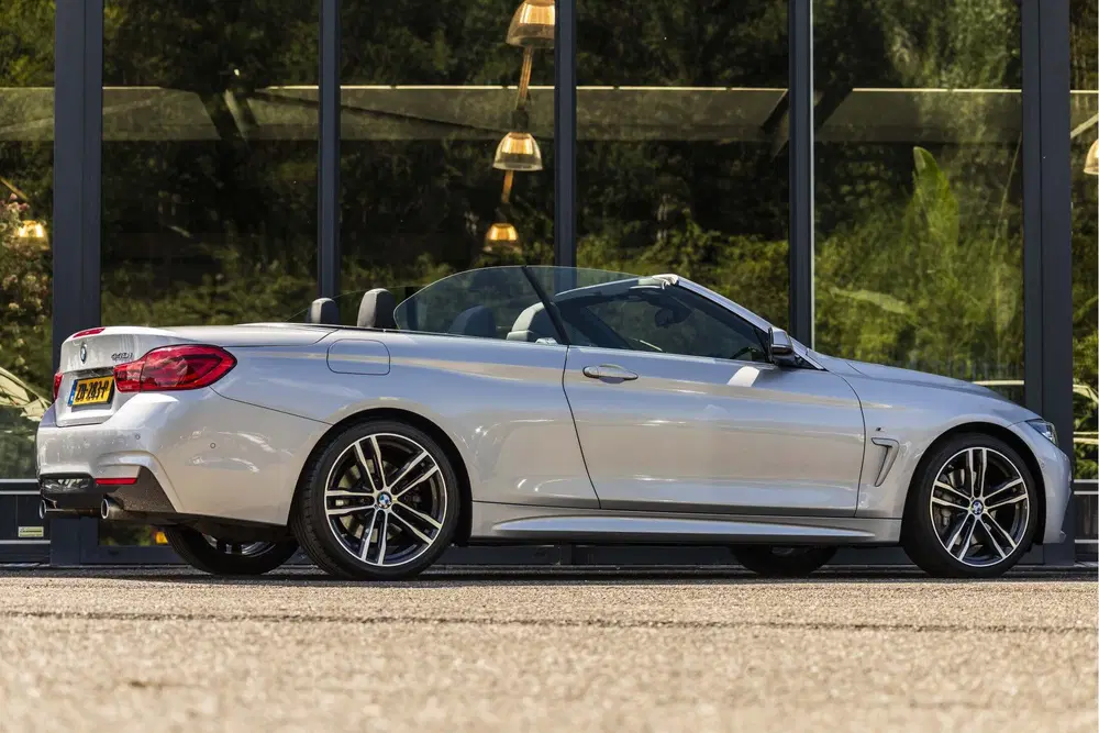 BMW 4-serie 4 Serie Cabrio 440i High Executive uit 2019, foto 5