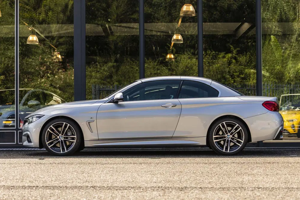BMW 4-serie 4 Serie Cabrio 440i High Executive uit 2019, foto 8