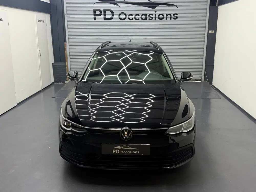 Volkswagen Golf 1.0 TSI Life Business uit 2023, foto 2