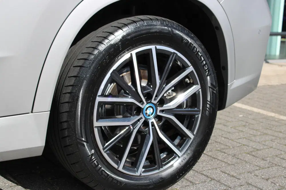 BMW X1 xDrive25e M Sport Automaat uit 2024, foto 14