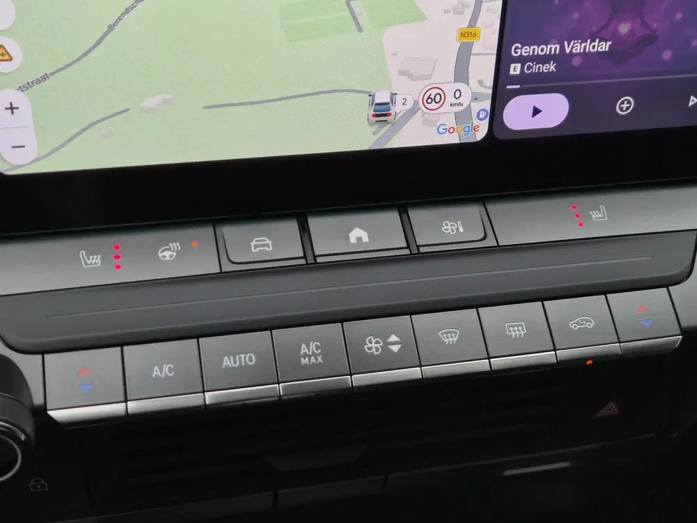 Opel Astra 54 kWh GS uit 2025, foto 7