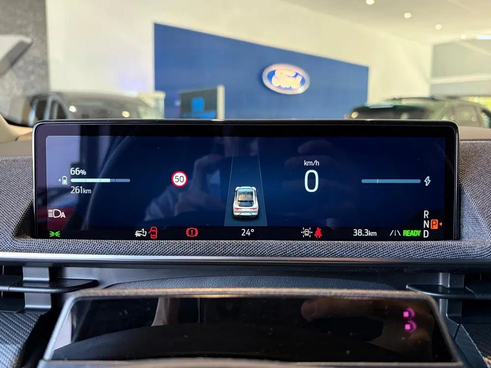 Ford Mustang Mach-E Standard RWD 73 kWh uit 2026, foto 10