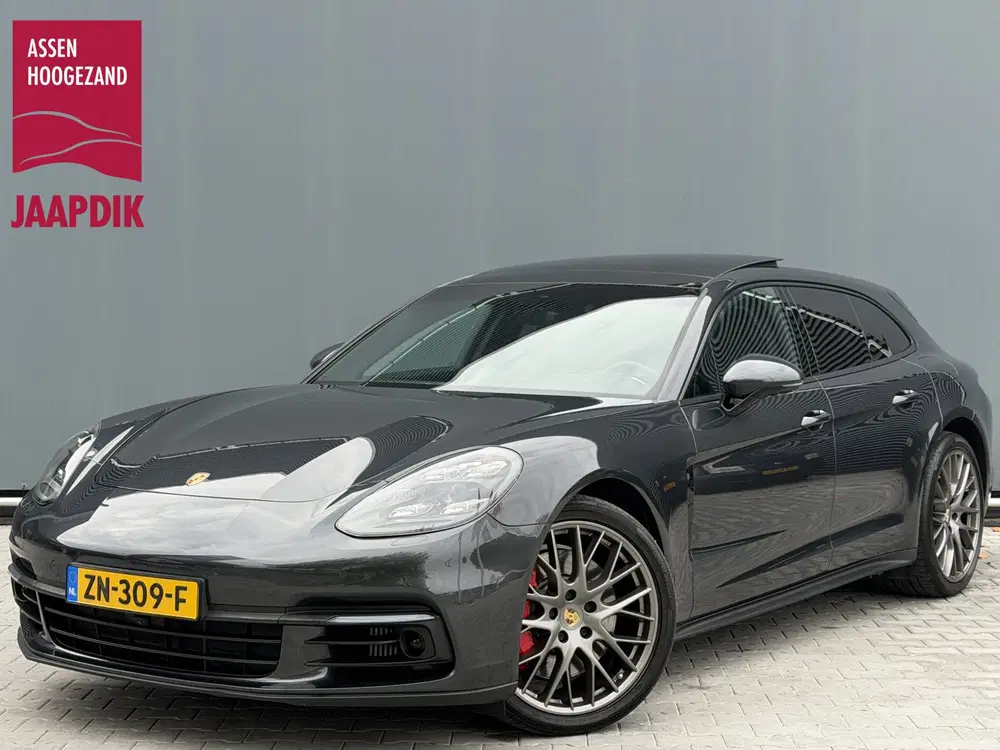 Porsche Panamera Sport Turismo BWJ 2019 uit 2019