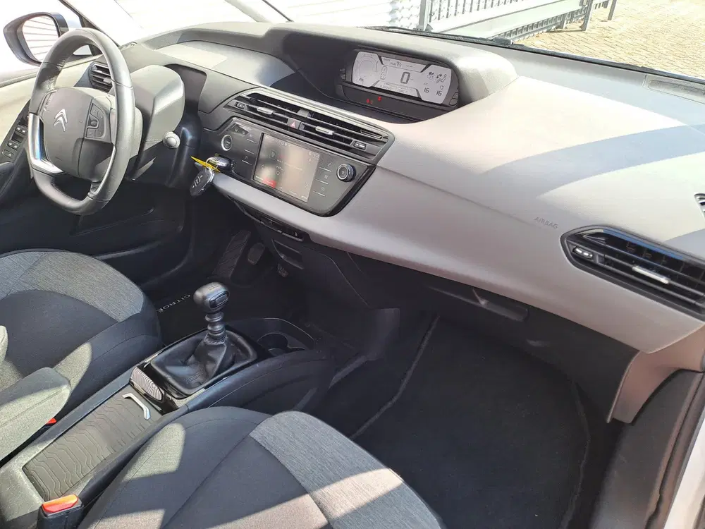 Citroën Grand C4 SpaceTourer 7 Persoons 1.2 PureTech uit 2019, foto 15