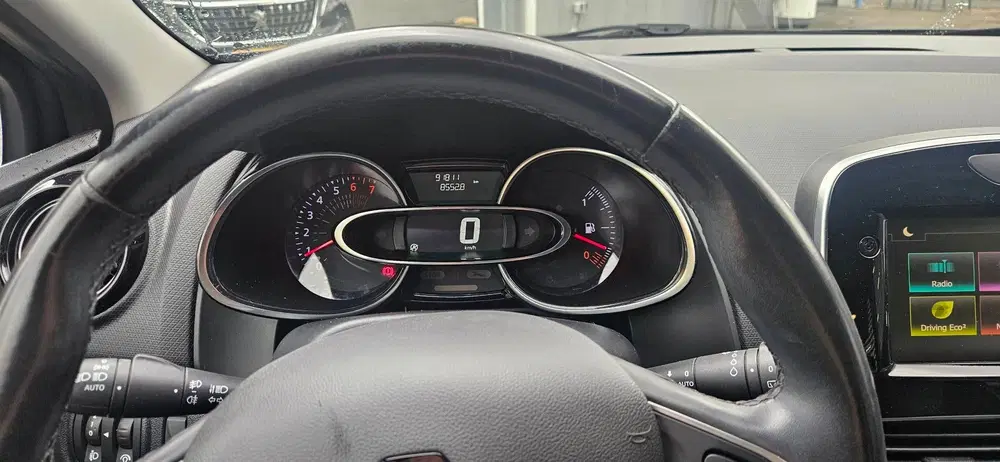 Renault Clio 0.9 TCe Intens uit 2019, foto 11