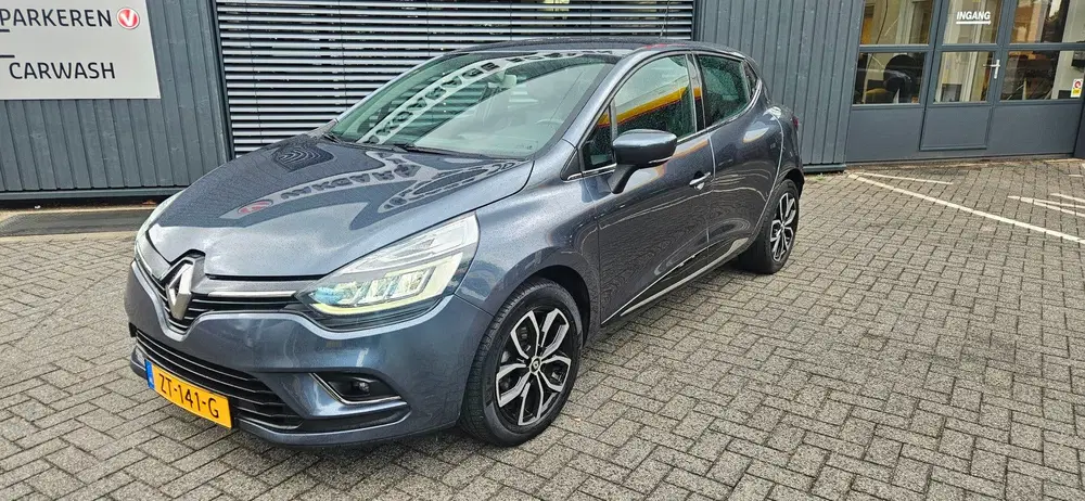 Renault Clio 0.9 TCe Intens uit 2019, foto 2