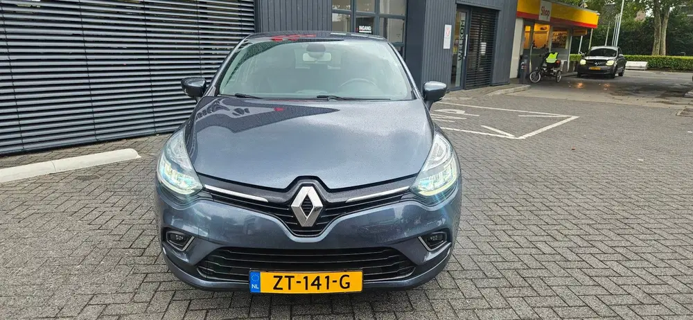 Renault Clio 0.9 TCe Intens uit 2019, foto 3