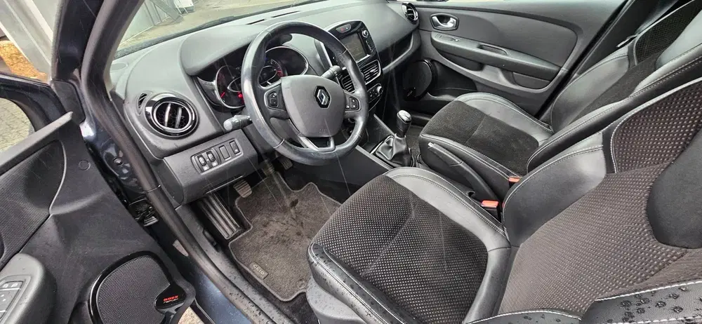 Renault Clio 0.9 TCe Intens uit 2019, foto 8