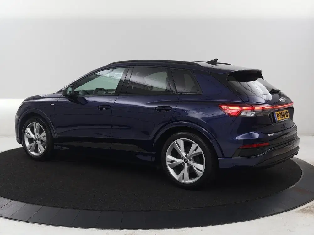 Audi Q4 e-tron Launch edition S Competition 77 kWh uit 2022, foto 2