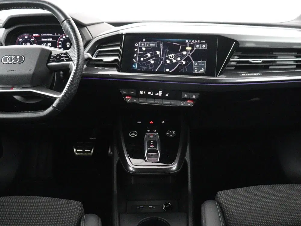 Audi Q4 e-tron Launch edition S Competition 77 kWh uit 2022, foto 8