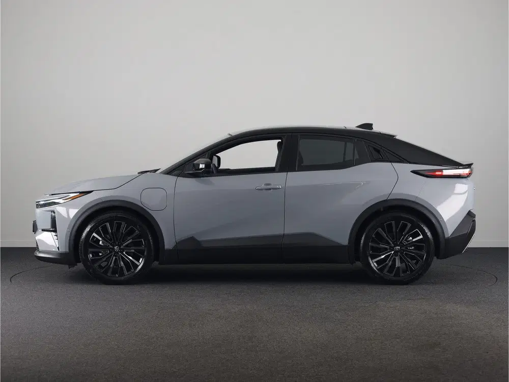 Toyota C-HR Executive AWD 77 kWh * EV uit 2026, foto 3