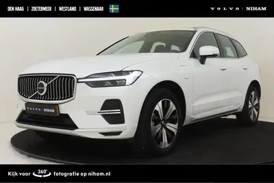 Volvo XC60 T6 PLUG-IN HYBRID AWD ESSENTIAL EDITION -P uit 2024
